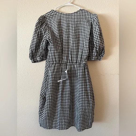 NWT TOPSHOP Gingham Plaid Black/White Puff Sleeve Tulip Wrap Dress - Picture 2 of 7